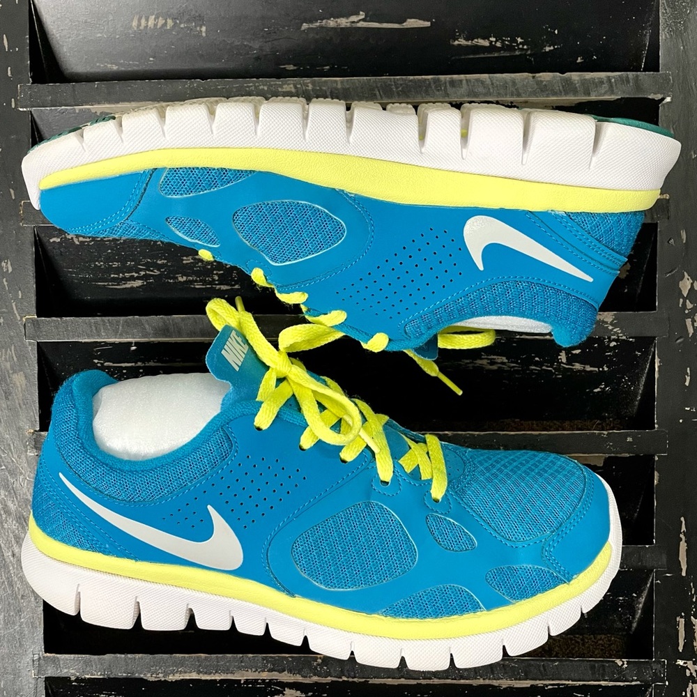 NIKE Women's Flex Run 2012 Running Shoes Sneakers